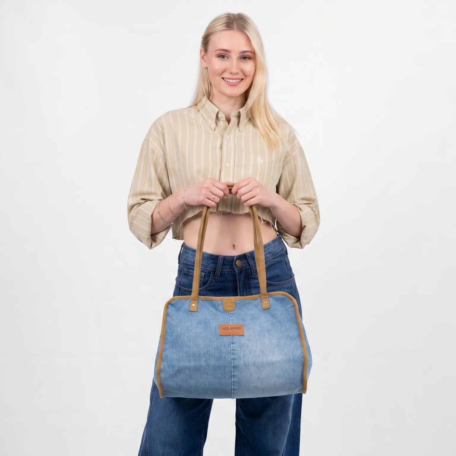 Alternative view of BOLSO NINA