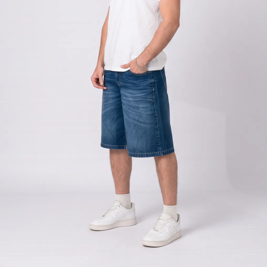 Alternative view of EZEQUIEL BAGGY