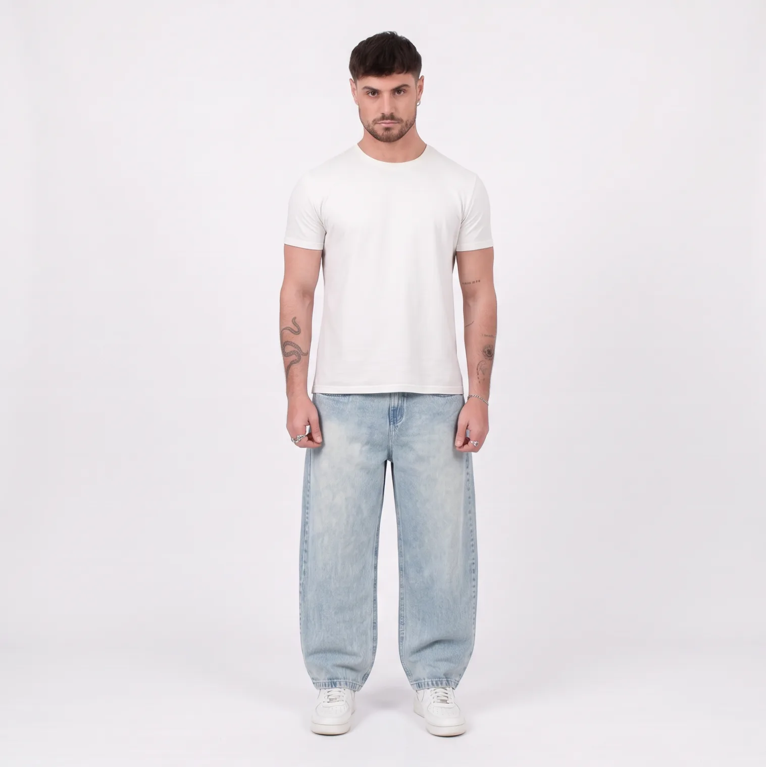 Alternative view of FINN BAGGY